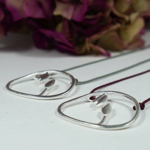 Color cotton cord silver necklace