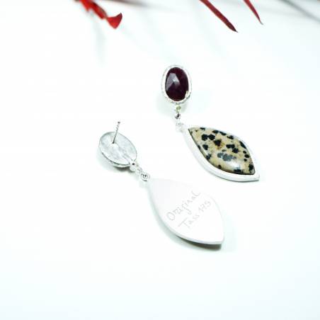 Pendientes largos con piedras color