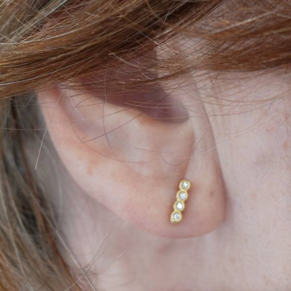 Mini pendientes oro amarillo con diamantes