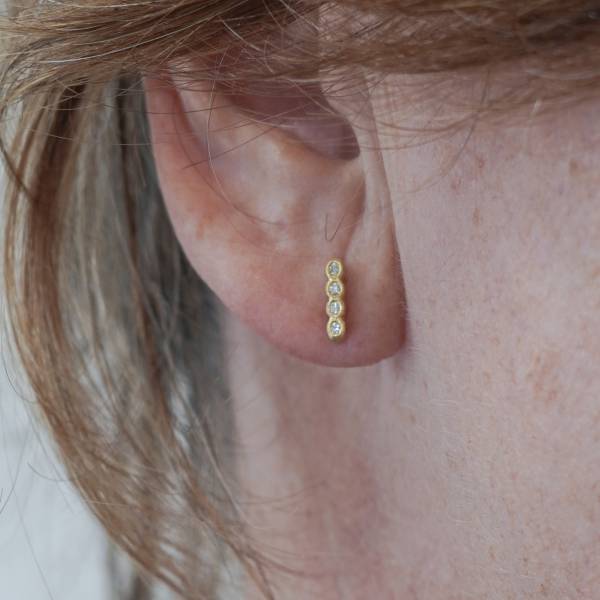 18 Kts yellow gold earrings