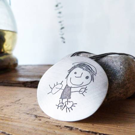 Colgante plata con dibujo de niños Colgantes