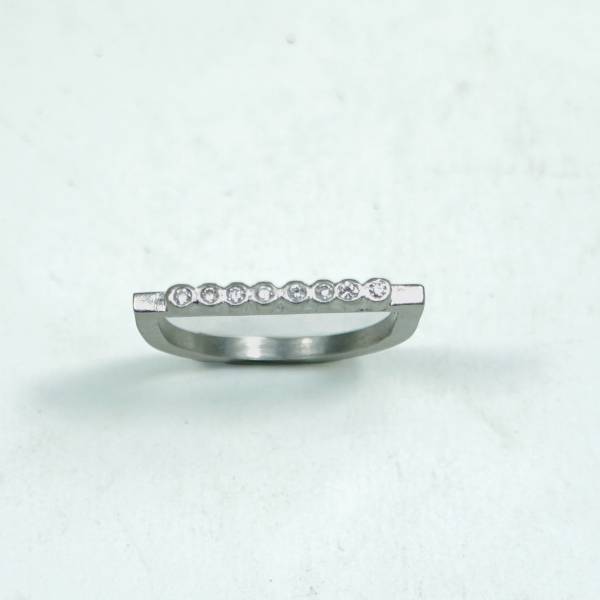 Anell plata especial amb diamants