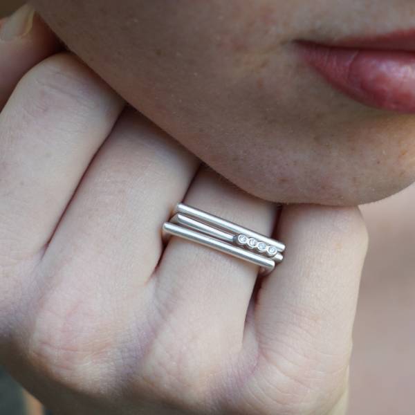 Anell de plata amb diamants