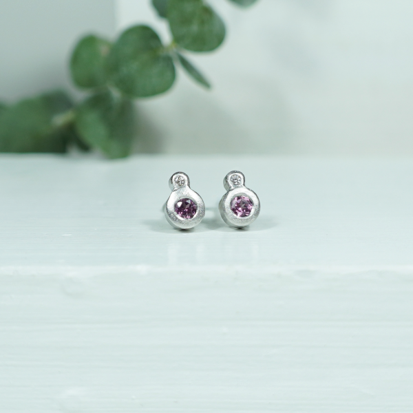 Mini pendientes plata con gema y diamante TOMB