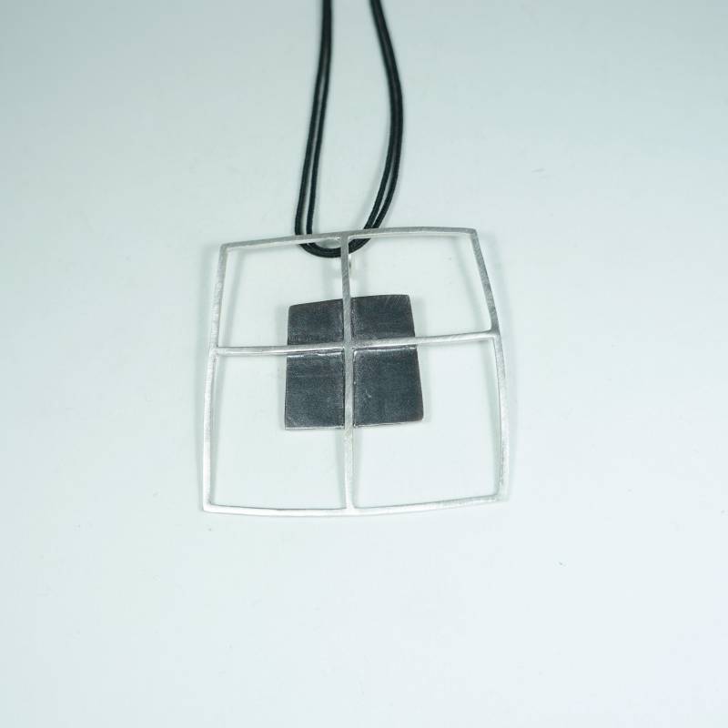 Colgante plata Metropolitan de outlet